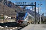 Ein FS Trenitalia Ale 501 ME Minuetto unterwegs von Domodossola nach Novara als Regionalzug 10249 bei der Ausfahrt in Premosello Chiavenda.
4. Dez. 2018