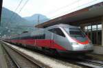 ETR 485.409 Eurostar steht in Bolzano zur Abfahrt nach Roma Termini bereit. 04.10.10