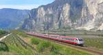 In meinem Italienurlaub waren wir mit dem Kollegen auch ein paar Bilder von den italienischen Zügen machen. Hier sehen wir einen Frecciargento ETR 485. 15.04.2015