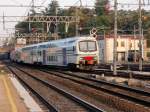 Regiozug mit neuen  Vivalto  Doppelstockgarnitur auf der Einfahrt in Vicenza. 22/09/07