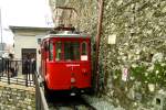 Triebwagen  1  der Ferrovia Principe-Granarolo in der Talstation Principe oberhalb des Bahnhofes Genova Principe.