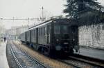 Im März 1993 rangiert der 1928 gebaute E.700-01 der Ferrovie Nord Milano im Endbahnhof Como Nord Lago