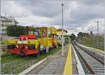 Alberobello, ein kleiner, hübscher Bahnhof mitten in Appulien. Doch es ist nicht Bahnhof, welcher die grossen Menschenmassen hierher locken, sondern die hier regional verbreiteten typischen bauten mit dem Namen Trulli. Diese sind hier in der ganzen Gegen zu finden, zeigen sich jedoch in Alberobello in einer einzigartigen Vielfallt und Anzahl. 
Im Bild ist neben dem Blick auf den Bahnhof links der  Autocarrello  IT RFI 151732-1 zu sehen. Allem Anschein nach werden auch in Appulien wie bereits in Emilia Romagna die  Privatbahnen  mit der (lokalen) FS Trenitalia vereinigt.

Mit dem ÖV angereist, war es leider nicht möglich eines der sehenswerten Trulli mit einem Zug zu fotografieren, da hätte man weit in die Landschaft hinausfahren müssen um eine geeignete Stelle zu finden.

20. April 2023