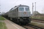 W232.09 der ITL kommt mit einem Kesselwagenzug von Stettin durch ... W232.09 der ITL kommt mit einem Kesselwagenzug von Stettin durch ...