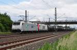 185 562 und 185 650 bef�rdern am 19.06.10 in Doppeltraktion ...