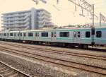 Serie 501: 1995/97 wurden 4 10-Wagenzüge und 4 5-Wagenzüge der Serie 501 beschafft, mit denen lange 15-Wagenzüge gebildet werden konnten: für Gleichstrom 1500V (im Raum Tokyo) und