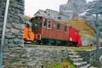 Schneepflug der Jungfraubahn in der Station Eigergletscher.  ...