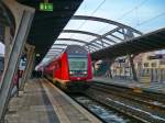 An einem sch�nen Wintermorgen steht eine RB von Saalfeld (Saale) ...