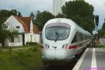 DB 605 (Diesel-ICE) auf ...  Rainer Daus 06.05.2010