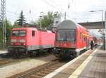 Hier links 143 072-7 ...  Alexander Borchardt 13.09.2010