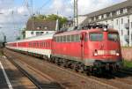 Die 115 346-9 zieht ...  Eric Otten 21.09.2011
