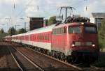 Die 115 346-9 zieht ...  Eric Otten 21.09.2011