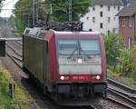 185 593-1 als Tfzt nach Krefeld kurz hinter dem Bahnhof ...