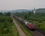 145 041-0 am 2. Juni 2010 bei Denzlingen. 
  ...