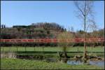 . Landschaftsbild mit Zug: ...  Gisela, Matthias und Jonas Frey 08.04.2011