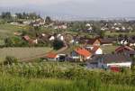 218 457-0 schiebt ihre ...  Maximilian Sch�n 23.04.2011