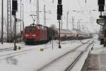 kessel--und-silozuge 145 075-8 mit Kesselwagen am 15.02.2010 in Passow (Uckermark)