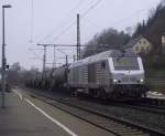 BB75102 der SNCF zieht ...  Marius S. 29.12.2011