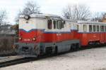 Mk45-2005 f�hrt am 27.Feb.2010 mit Zug 233 in den Bf. ...