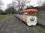 Der kleine Westernzug bei der Kleinbahn im Rheinpark in K�ln. ...