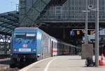 koln-hbf 101 070-1 steht mit dem IC2327 aus Puttgarden nach Passau zur Abfahrt bereit in K�ln Hbf, 20.7.10