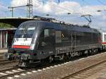 ES 64 U2-036 mit dem IC1800 nach Hamburg in K�ln/Messe ...