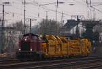 211 051-8 mit einem ...  Marius Gerads 27.03.2011