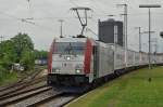 185 665 in Augsburg-Oberhausen ...  Hans Vogel 14.10.2010