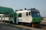 Triebwagen im Bahnhof Gunsan/Sdkorea. Aufnahme am 31.5.2007