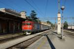 1141 310 erreicht mit Zug 4604 von Moravice den Zugendbahnhof Rijeka. 22.07.2013