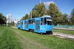 Kroatien / Straßenbahn Zagreb / Tramvaj Zagreb / Zagrebački Električni Tramvaj (ZET): Tatra KT4YU - Wagen 308, aufgenommen im Oktober 2017 in der Nähe der Haltestelle