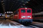110 231 steht mit IC 1858 nach Stuttgart im Leipziger ...