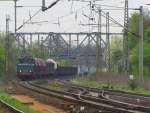 LEG 254 052-4 mit einem Fotog�terzug von Halle (S) nach ...