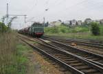 DR 254 052-4 der LEG mit einem Fotog�terzug von Halle ...