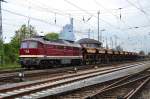 232 004 der LEG verl�sst am 07.05.10 mit einem G�terzug ...