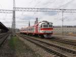 DR1A-267-1 mit Regionalzug 614RJ Riga Pasazieru-Krustpils auf Bahnhof Riga Pasazieru am 1-5-2010.