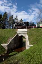 Ferdinands (Gr Nr. 319) nahe des Bf Stámeriena auf einem Durchlaß am 11.05.2017