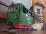 LGB Die Tramdampflok No102 oder auch 'Feuriger Elias' wartet am Stellwerk auf gr�nes Signal.Hierbei handelt es sich um eine Tramdampflok von LGB.