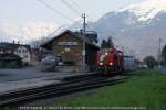 Die Steiermark in Liechtenstein..
D 05, genauer 90 34 0020 005-6, der Steiermrkischen Landesbahnen (STLB) berfhrt im Schlepp die ehemalige Gleisbau Vanoli AG 
V 100 (ex 211 124-3), bezeichnet als Am 847 961-0  Vreneli , nach Graz (A).
Hier bei der Durchfarht in Schaan-Vaduz FL.
10.04.09