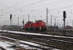 Lokzuge DB 294 668-9 + 363 151-2 als Tfzf Richtung Leipzig, beim warten auf die Ausfahrtsfreigabe in Gro�korbetha Rbf; 21.01.2010