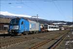 lte-logistik--und-transport-gmbh-lte LTE 1216 910 f�hrt mit SGAG 48085, bestehend aus zwei Metro Roma Garnituren, von Tarvisio nach Breclav.
Mit den Seetaler Alpen im Hintergrund konnte ich diesen Zug im Bahnhof Neumarkt ablichten.Ein Dankesch�n nochmals an die Vormelder :O)
21.02.2010
