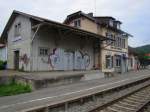Ehemaliges G�terabfertigungsgeb�ude in Ludwigshafen (Bodensee); 21.06.2010  ...