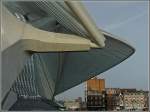 Der Haupteingang zum Bahnhof Li�ge Guillemins mit dem an die ...