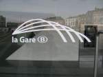 Hier das Logo das �berall am Bahnhof Liege Guillemins zu ...