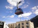 Luftseilbahn Chur- Brambr�esch kurz nach dem verlassen der Talstation. 25.02.2010 ...