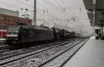 185 556 mit dem 5519-berfhrungszuge am 23.02.13 in Koblenz HBF.