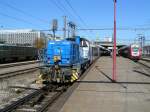 CFL Cargo Rangierlok 1104 rangiert mit SNCB Dostos im Bahnhof Luxemburg. 14.10.07 