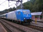 Lok 185 522-0 im Bahnhof von Clervaux am 31.08.04.