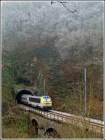 - Modellbahncharakter - Die 3008 hat am 16.11.2011 den Tunnel  Fischterhaff  verlassen und befhrt nun die Sauerbrcke in der Nhe von Goebelsmhle.