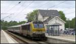 Die 3017 der CFL hält mit dem Inter City ( Liers–Lüttich–Luxemburg ) am Bahnhof von Vielsalm.(B) Gleich geht die Fahrt weiter in Richtung Luxemburg. Momentaufnahme vom 24.Mai 2015.